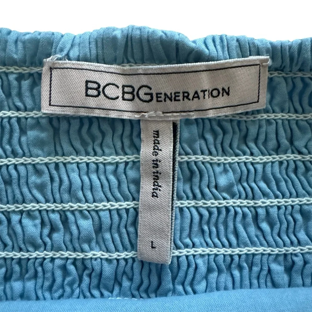 BCBGeneration Blue Eyelet Ruffle Crop Top Cottagecore Large - Picture 9 of 9